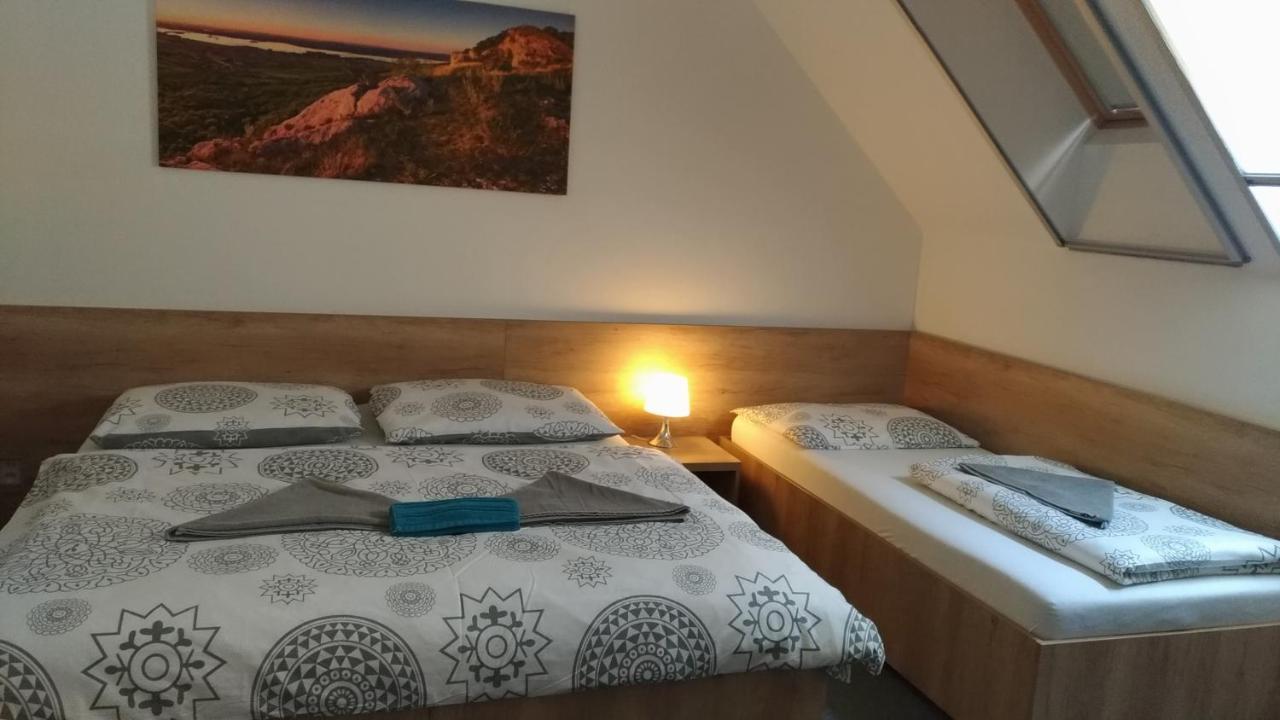 Penzion Kometa Pasohlávky Exterior foto